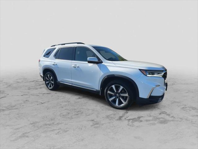 2023 Honda Pilot AWD Touring 2023 Honda Pilot AWD Touring