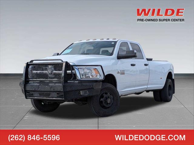 2017 RAM 3500 Tradesman Crew Cab 4x4 8 Box 2017 RAM 3500 Tradesman Crew Cab 4x4 8 Box