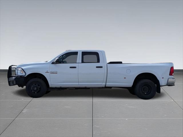 2017 RAM 3500 Tradesman Crew Cab 4x4 8 Box 2017 RAM 3500 Tradesman Crew Cab 4x4 8 Box