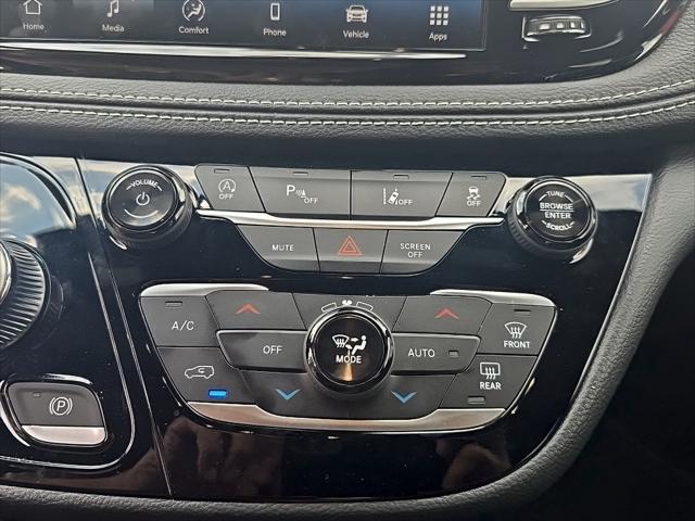 2026 Chrysler Pacifica Select AWD
