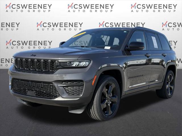 2022 Jeep Grand Cherokee Altitude 4x2 2022 Jeep Grand Cherokee Altitude 4x2