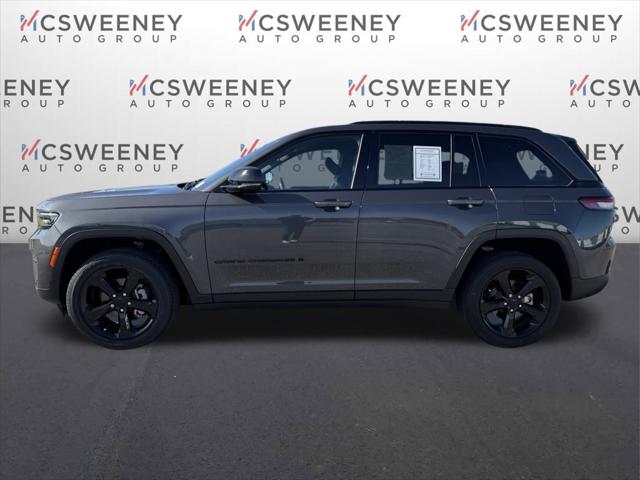 2022 Jeep Grand Cherokee Altitude 4x2 2022 Jeep Grand Cherokee Altitude 4x2