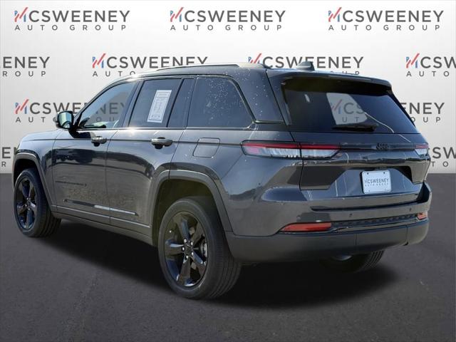 2022 Jeep Grand Cherokee Altitude 4x2 2022 Jeep Grand Cherokee Altitude 4x2