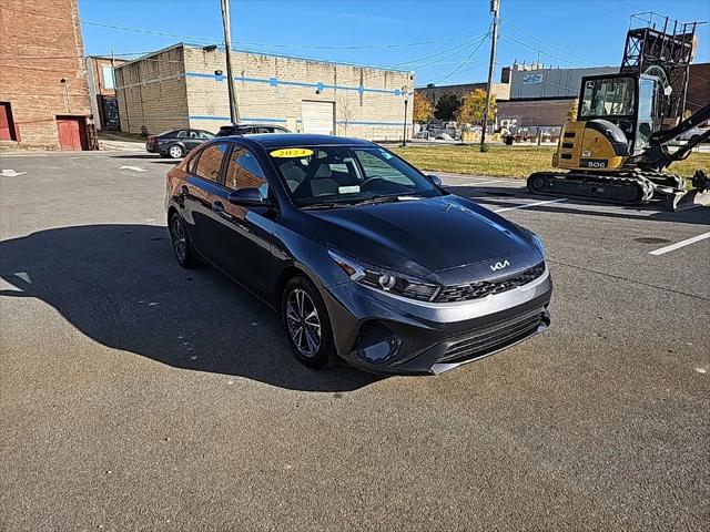 2024 Kia Forte LXS 2024 Kia Forte LXS