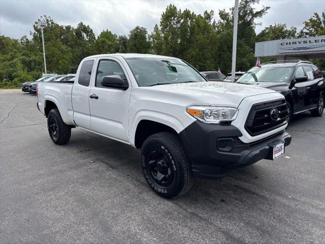 2021 Toyota Tacoma SR 2021 Toyota Tacoma SR