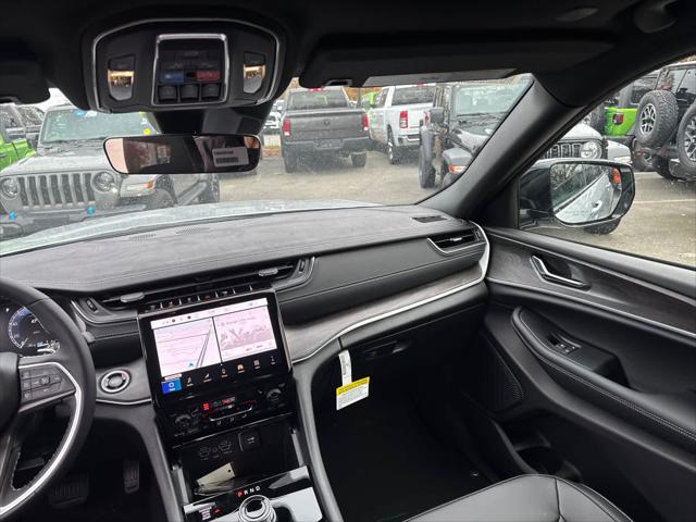 2025 Jeep Grand Cherokee Limited 4x4