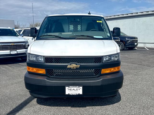 2025 Chevrolet Express Cargo Van RWD 3500 Regular Wheelbase WT