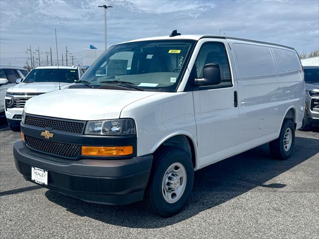 2025 Chevrolet Express Cargo Van RWD 3500 Regular Wheelbase WT