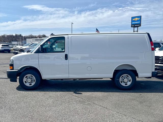 2025 Chevrolet Express Cargo Van RWD 3500 Regular Wheelbase WT