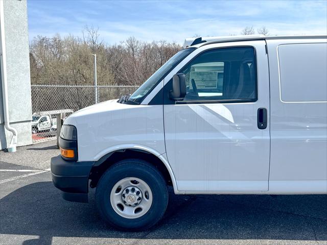 2025 Chevrolet Express Cargo Van RWD 3500 Regular Wheelbase WT