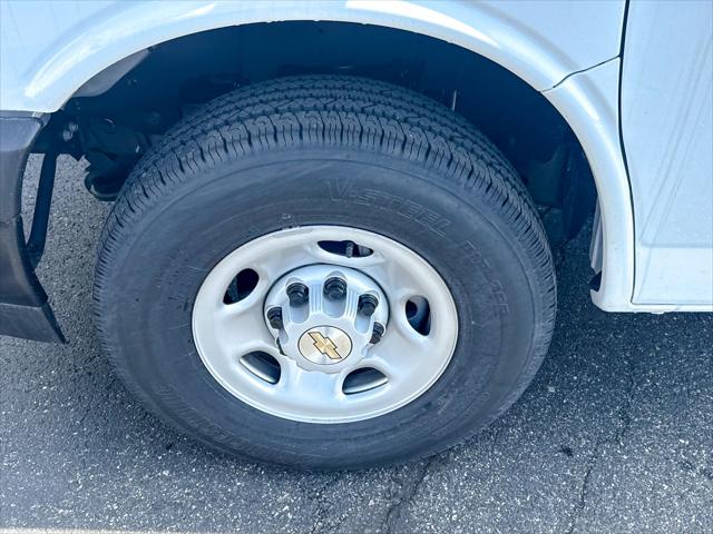 2025 Chevrolet Express Cargo Van RWD 3500 Regular Wheelbase WT