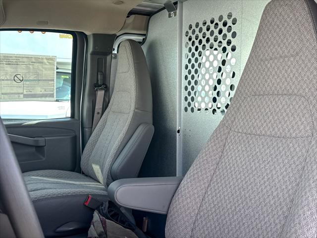2025 Chevrolet Express Cargo Van RWD 3500 Regular Wheelbase WT
