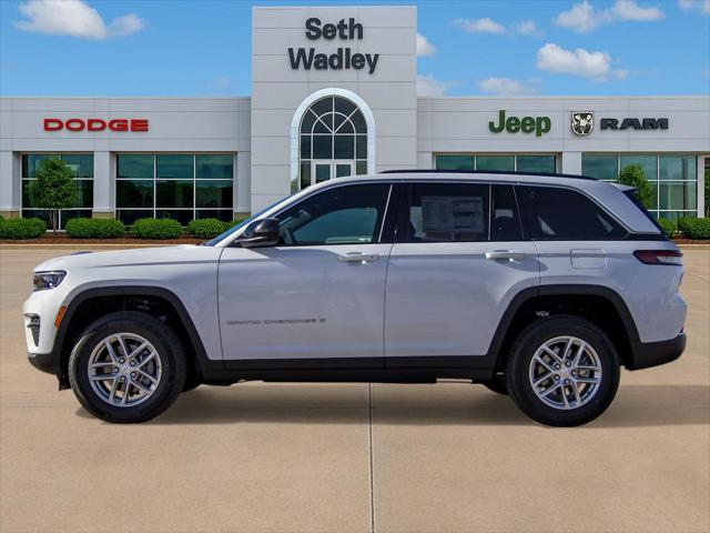 2025 Jeep Grand Cherokee Laredo X 4x4