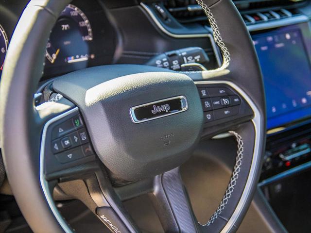 2025 Jeep Grand Cherokee Laredo X 4x4