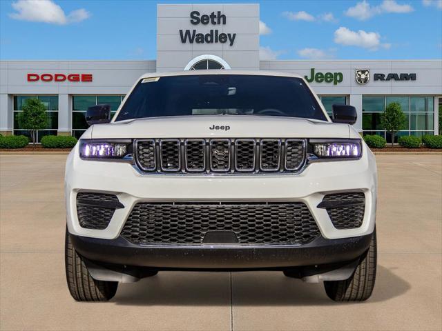 2025 Jeep Grand Cherokee Laredo X 4x4