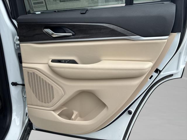2025 Jeep Grand Cherokee Limited 4x2