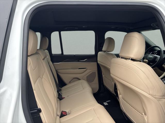 2025 Jeep Grand Cherokee Limited 4x2