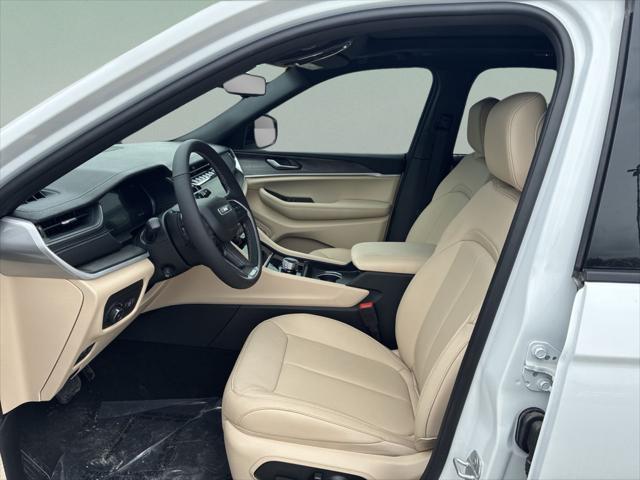 2025 Jeep Grand Cherokee Limited 4x2