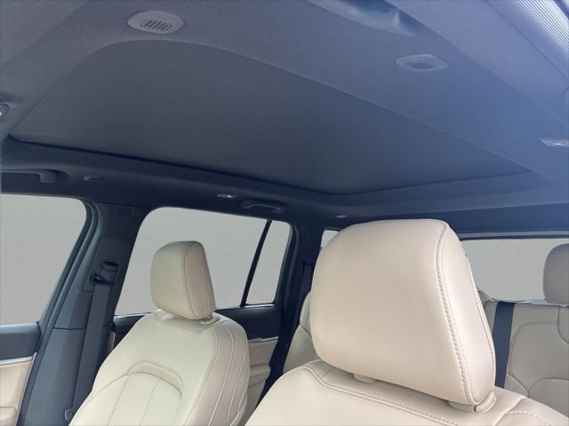 2025 Jeep Grand Cherokee Limited 4x2