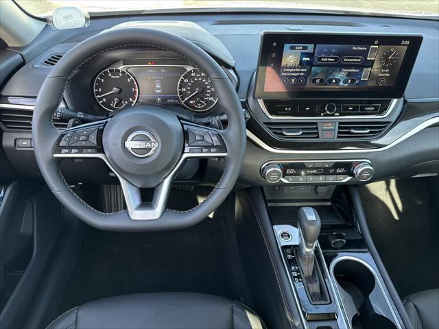 2025 Nissan Altima SR AWD