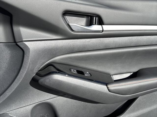 2025 Nissan Altima SR AWD