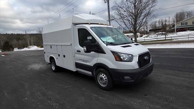 2025 Ford Transit Cutaway Unknown