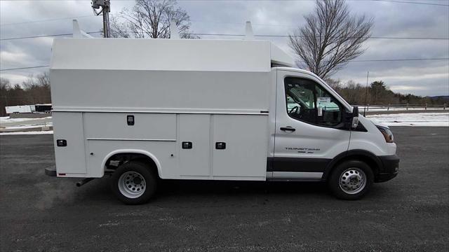 2025 Ford Transit Cutaway Unknown