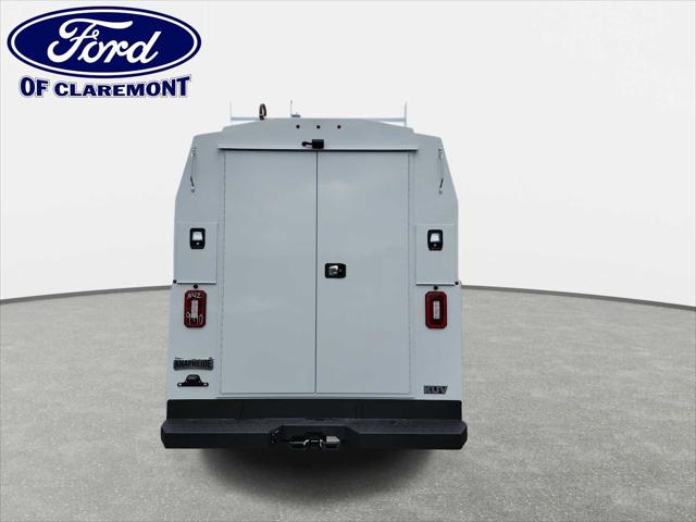 2025 Ford Transit Cutaway Unknown