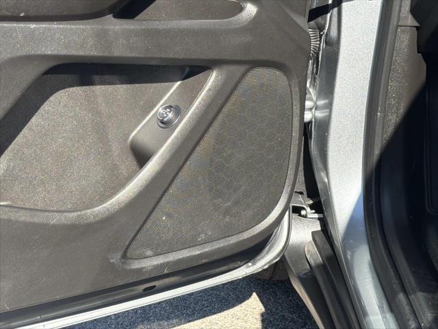 2023 Chevrolet Traverse FWD LT Leather