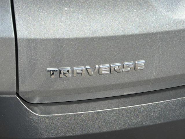 2023 Chevrolet Traverse FWD LT Leather