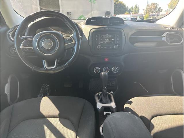 2017 Jeep Renegade Latitude FWD
