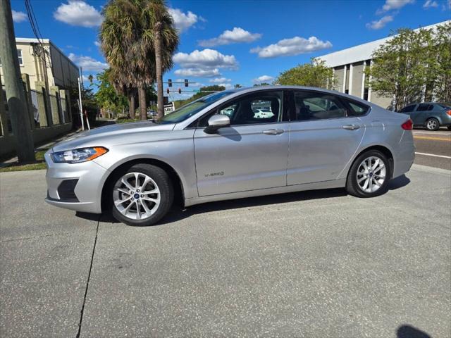 2019 Ford Fusion Hybrid SE