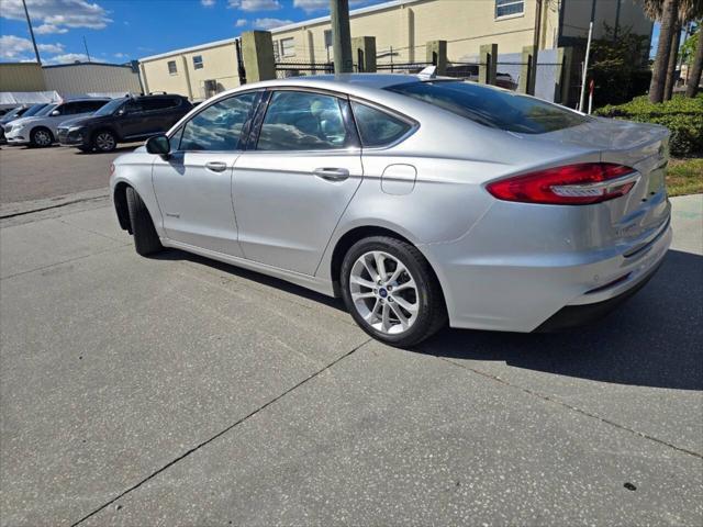 2019 Ford Fusion Hybrid SE