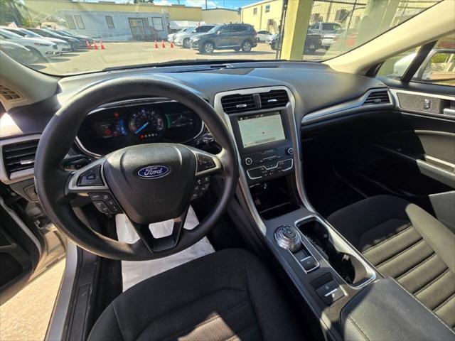 2019 Ford Fusion Hybrid SE