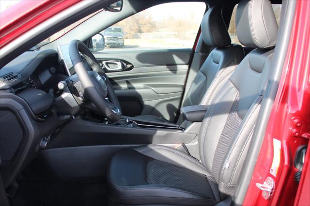 2026 Jeep Compass COMPASS LATITUDE ALTITUDE 4X4 2026 Jeep Compass COMPASS LATITUDE ALTITUDE 4X4