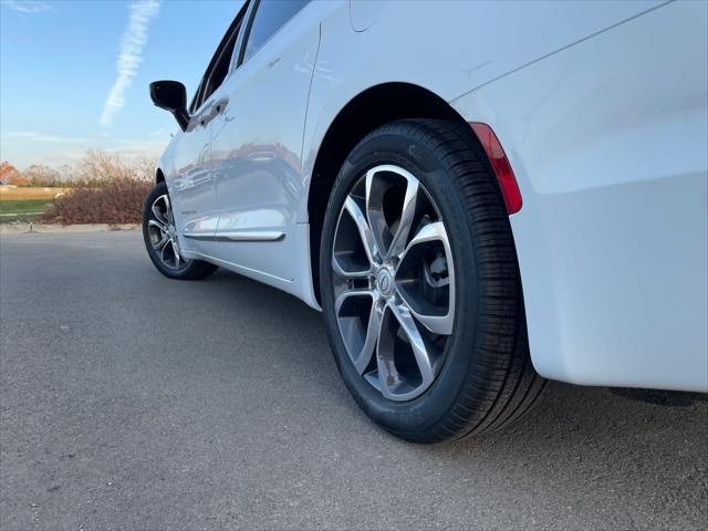 2026 Chrysler Pacifica Pinnacle