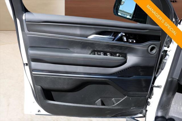 2026 Jeep Grand Wagoneer Summit Obsidian 4x4