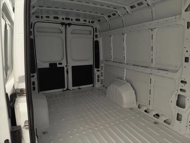 2026 Ram ProMaster Cargo Van Tradesman High Roof 159" WB EXT w/Pass Seat