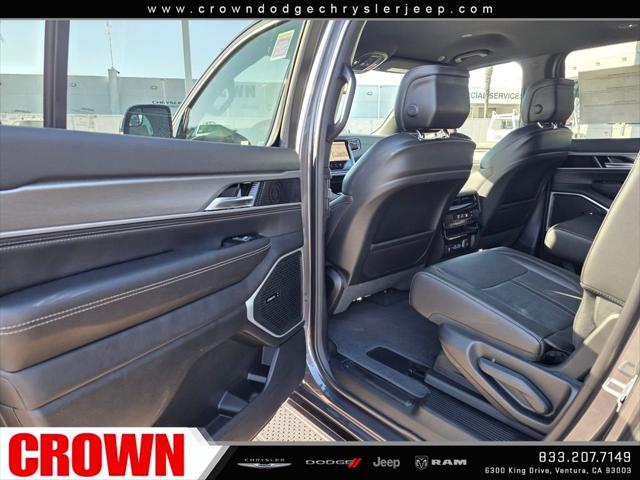 2026 Jeep Grand Wagoneer 4x2