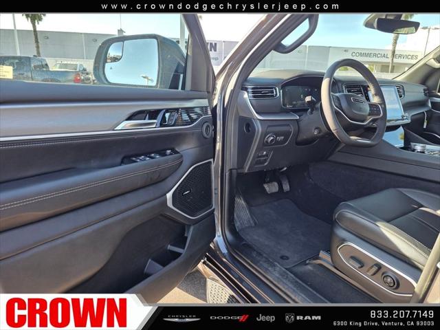 2026 Jeep Grand Wagoneer 4x2