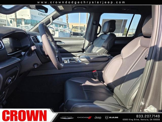 2026 Jeep Grand Wagoneer 4x2