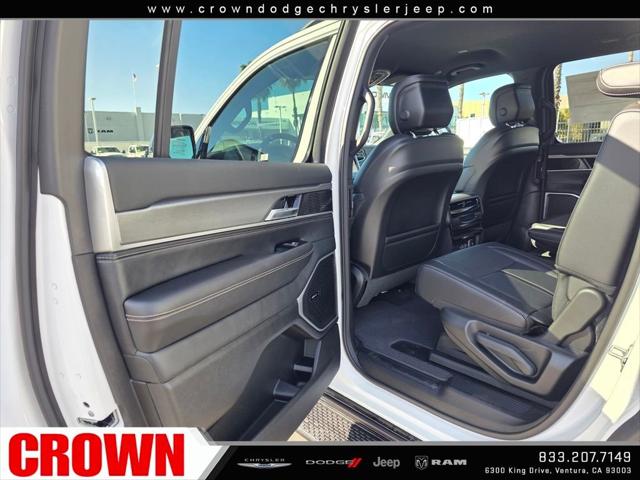 2026 Jeep Grand Wagoneer 4x2