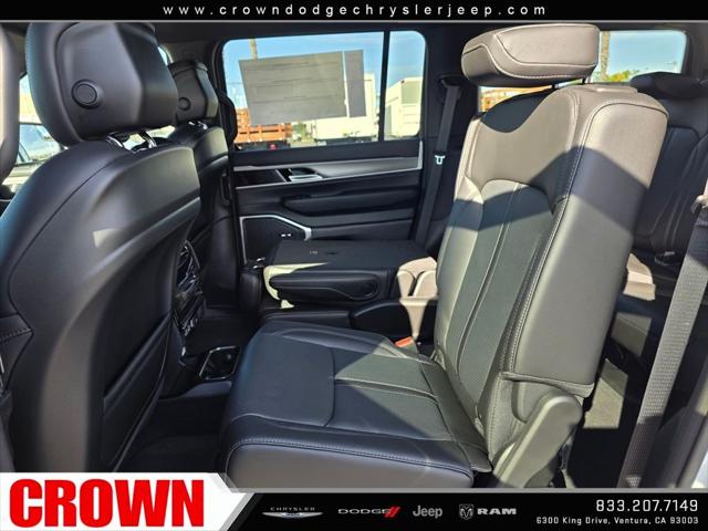 2026 Jeep Grand Wagoneer 4x2
