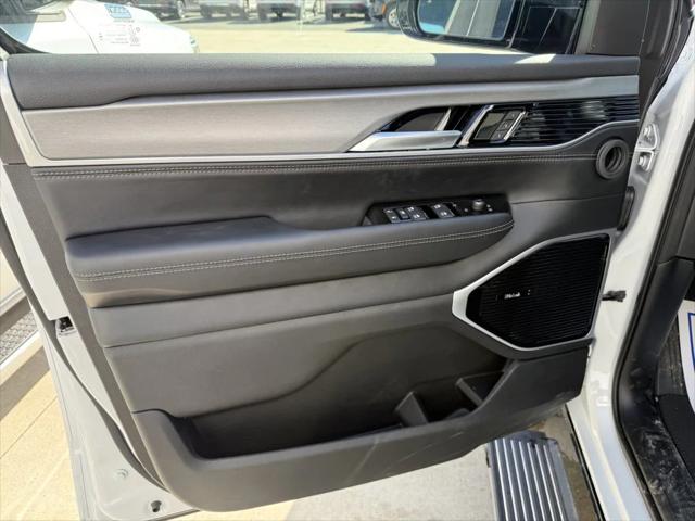 2026 Jeep Grand Wagoneer Limited Reserve 4x4