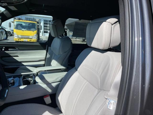 2026 Jeep Grand Wagoneer Summit Obsidian 4x4