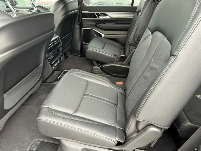 2026 Jeep Grand Wagoneer Limited Altitude 4x4