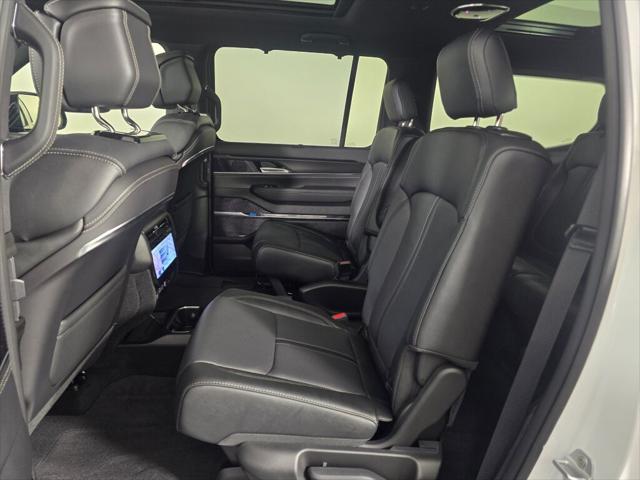 2026 Jeep Grand Wagoneer Summit Obsidian 4x4