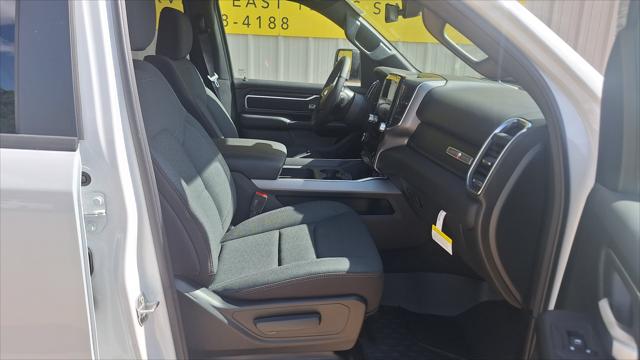 2026 Ram 1500 Lone Star Crew Cab 4x4 5'7" Box