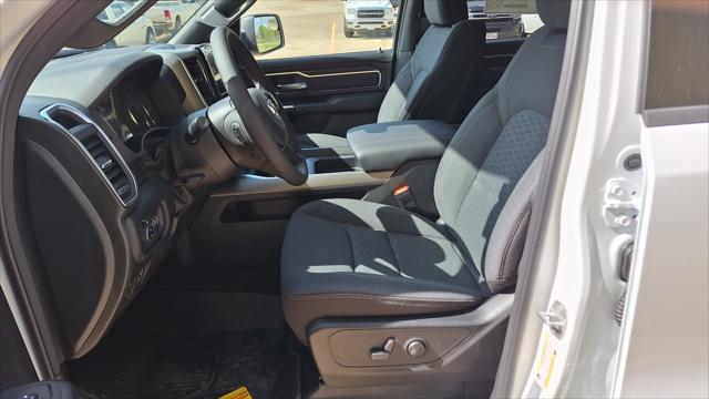 2026 Ram 1500 Lone Star Crew Cab 4x4 5'7" Box
