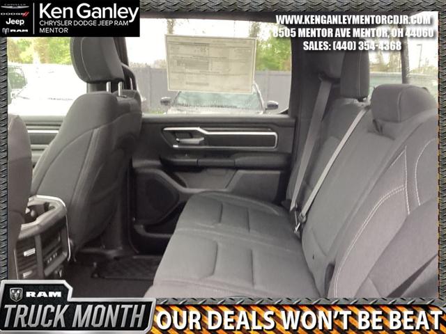 2026 Ram 1500 Big Horn Crew Cab 4x4 5'7" Box
